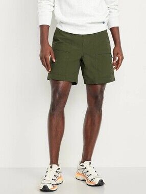 Old Navy Tech Hybrid Cargo Shorts - 7-inch inseam